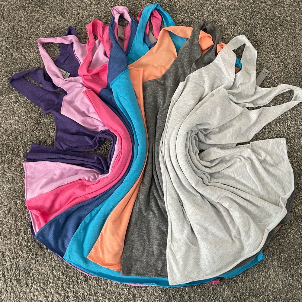 Lot of 8 next level tanks sizes S - XL